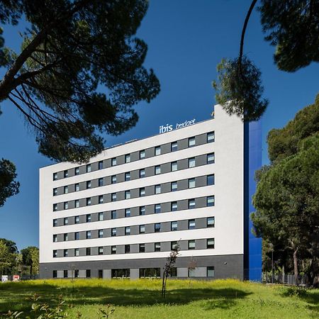 Ibis Budget Madrid Aeropuerto Bagian luar foto